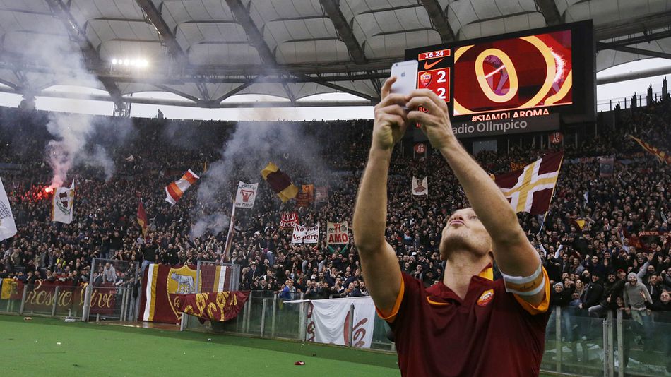 Nostalgia - Derby della Capitale, Ketika Selebrasi Gol Francesco Totti Menjadi Viral