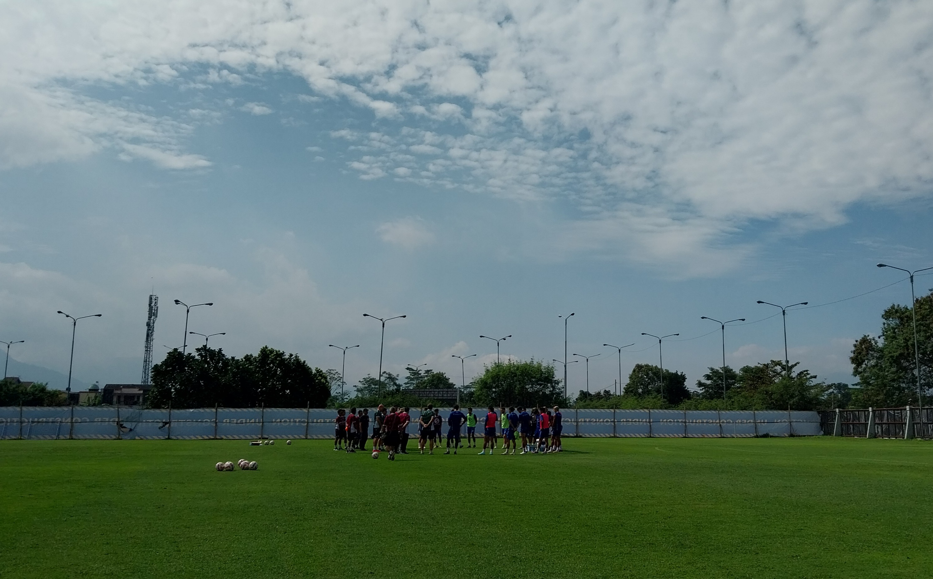 Persib Gelar Latihan Perdana, Bojan Hodak Bocorkan Pemain Asing Terakhir Maung Bandung