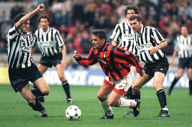 5 Laga Klasik Bersejarah AC Milan Vs Juventus