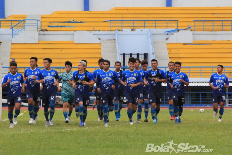 Persib Bandung Tak Paksakan Pemain Tes Fisik di Latihan Perdana
