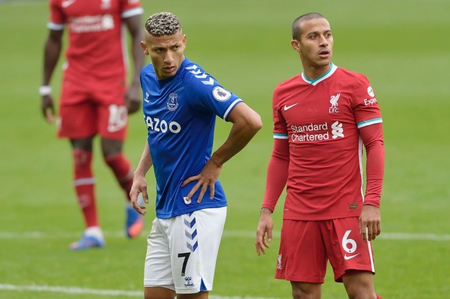 Lakukan Tekel Horor, Richarlison Minta Maaf kepada Thiago Alcantara