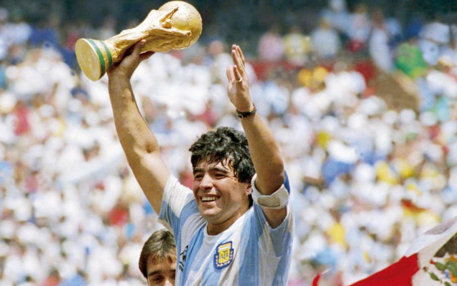 Suap Militer Argentina dan Cerita Berbeda Diego Maradona jika Gabung Sheffield United 