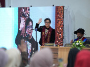 Dapat Gelar Doktor, Direktur Persija Dukung Sang Istri Nina Silvana Berkontribusi untuk Olahraga Indonesia