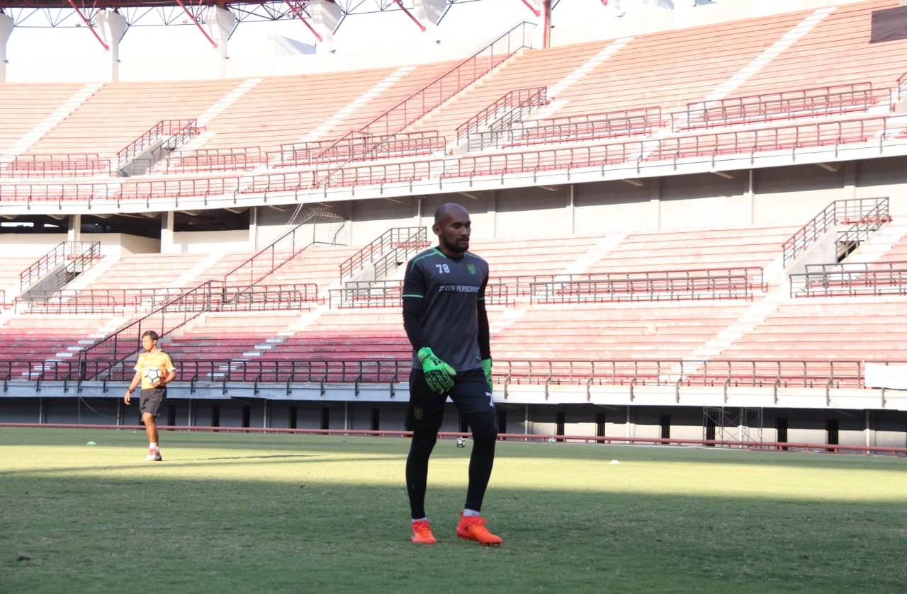 Legenda Persebaya Salut dengan Nyali Alfonsius Kelvan Usai Dapat Provokasi dari Dirigen Aremania