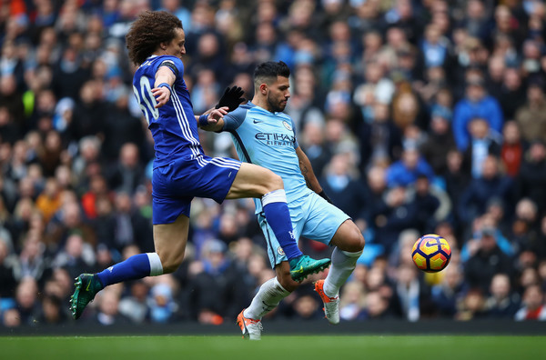 Cahill: Tekel Aguero Sangat Mengerikan