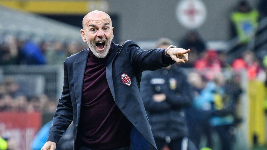 Rumor Ralf Rangnick ke AC Milan Kian Berembus, Stefano Pioli Buka Suara