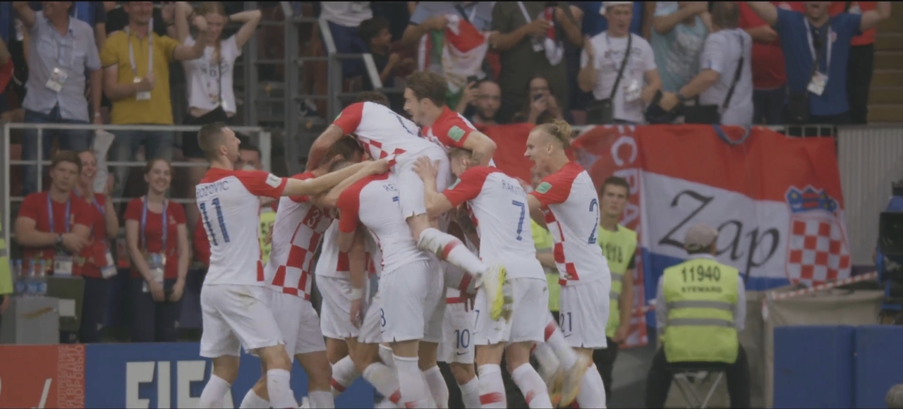 Selebrasi Timnas Kroasia saat cetak gol pertama kontra Prancis di final Piala Dunia 2018. (FIFA)