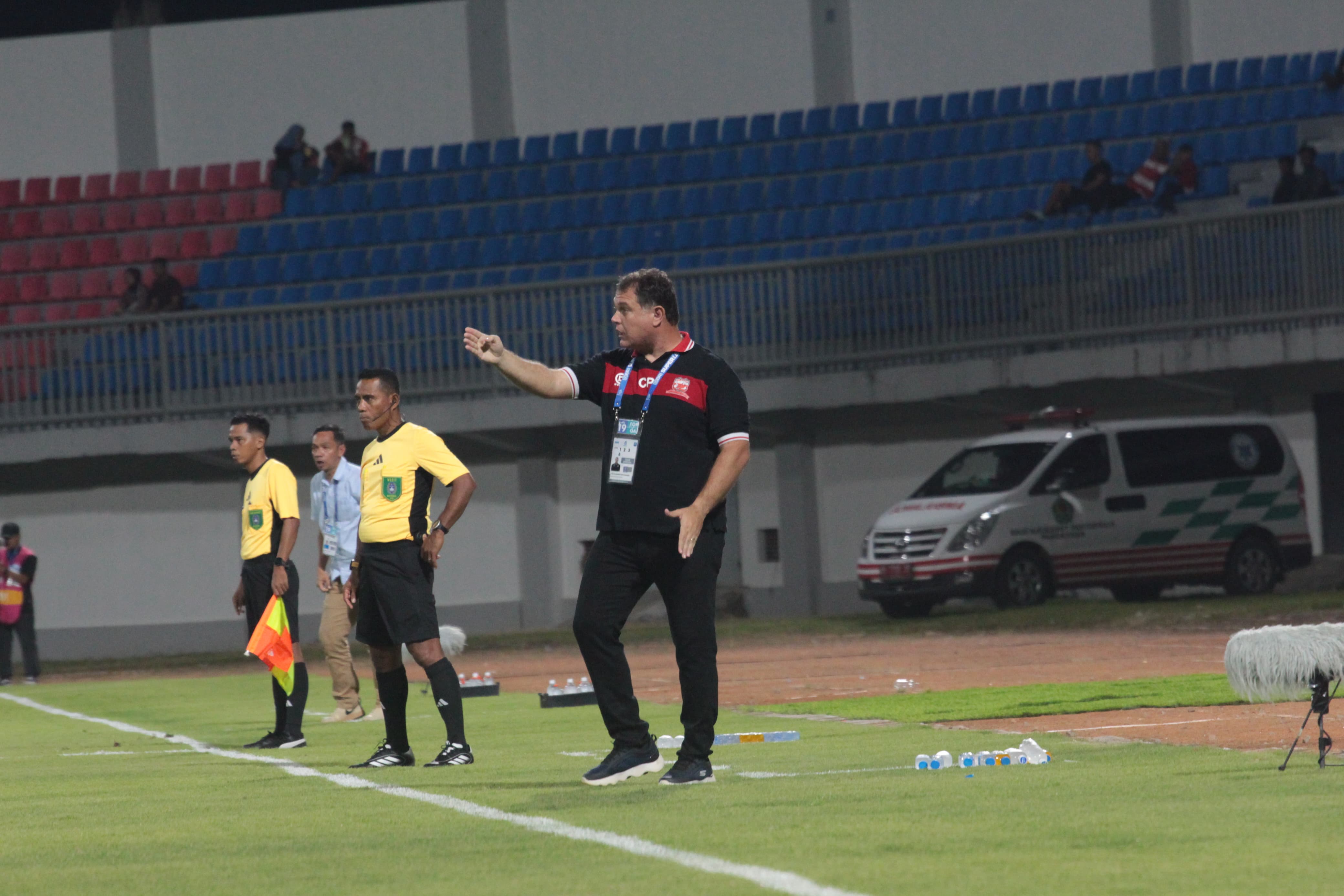 Madura United Pecat Pelatih untuk Kedua Kalinya, Eks Juru Taktik Arema FC Jadi Incaran?