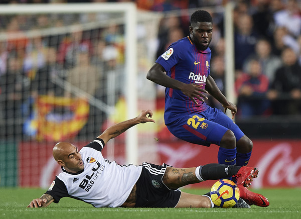 Samuel Umtiti Bikin Manchester United Gigit Jari