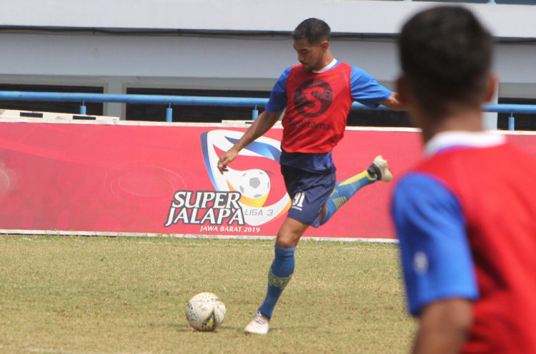 Omid Nazari Memilih Pulang ke Filipina Usai Persib Vs Arema FC