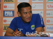 Henhen Herdiana Tak Mempersoalkan Perubahan Posisi di Persib Bandung