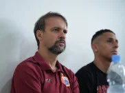 Persib Tanpa Andrew Jung dan Saddil Ramdani, Pelatih Persija Cuek dan Sebut Itu Urusan Bojan Hodak