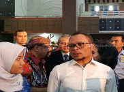 Jokowi Tunjuk Hanif Dhakiri Jadi Plt Menpora