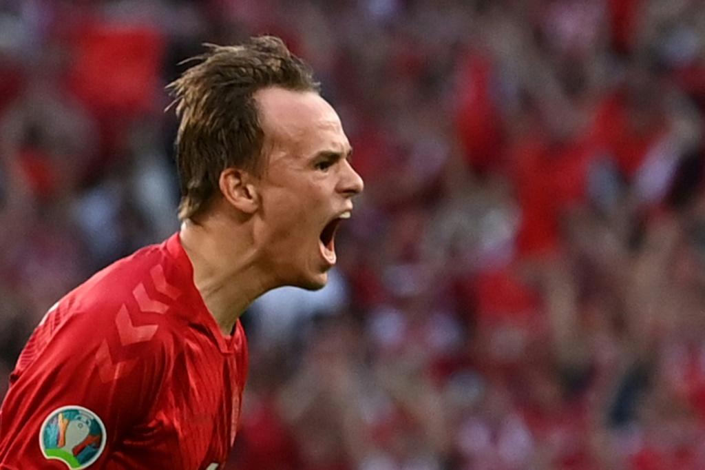 Paratici Ingin Tottenham Hotspur Dapatkan Damsgaard