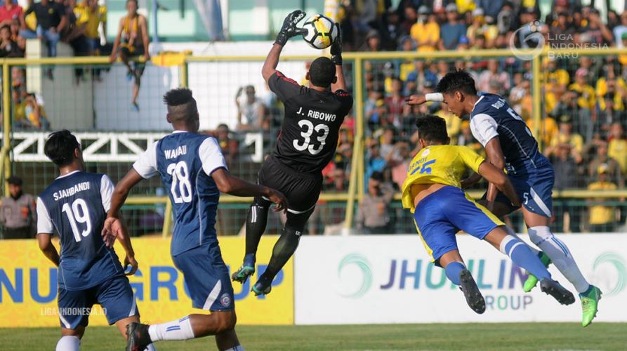 Recovery Mepet, Arema FC Andalkan Keunggulan Mental untuk Kalahkan PS TIRA