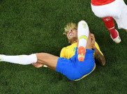 Cuma Tahan 15 Menit, Neymar Terpincang Tinggalkan Latihan Brasil
