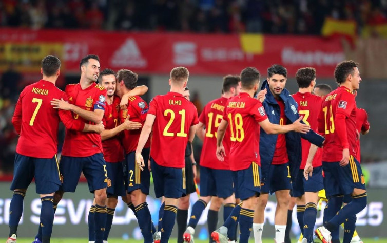 Kenal Dekat dengan Luis Enrique, Luis Milla Yakin Spanyol ke Semifinal Piala Dunia 2022