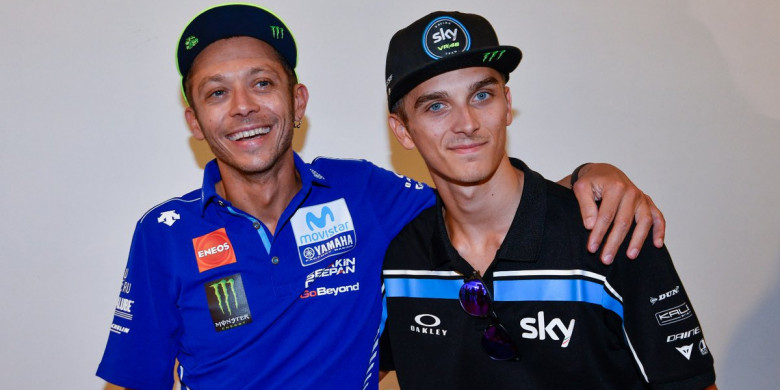 Valentino Rossi Beri Nasihat Berharga ke Adiknya