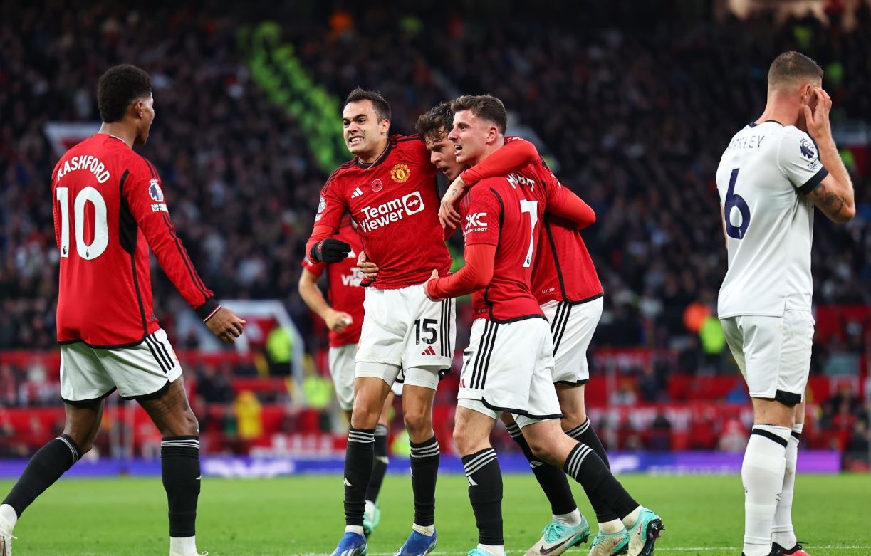 Tak Bisa Terus-terusan Bermain Pragmatis, Man United Butuh Kemenangan Meyakinkan