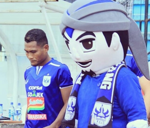 Bek Senior Safrudin Tahar Resmi Bertahan di PSIS Semarang