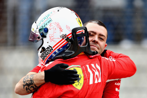 Pembalap Papan Atas F1 Terancam Mengikuti Tes Pramusim Gunakan Helm Tidak Standar