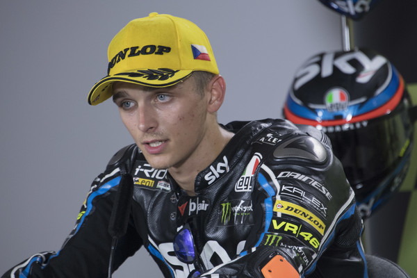 Adik Valentino Rossi Optimistis Tim VR46 Tetap Kompetitif di Moto2 2019 