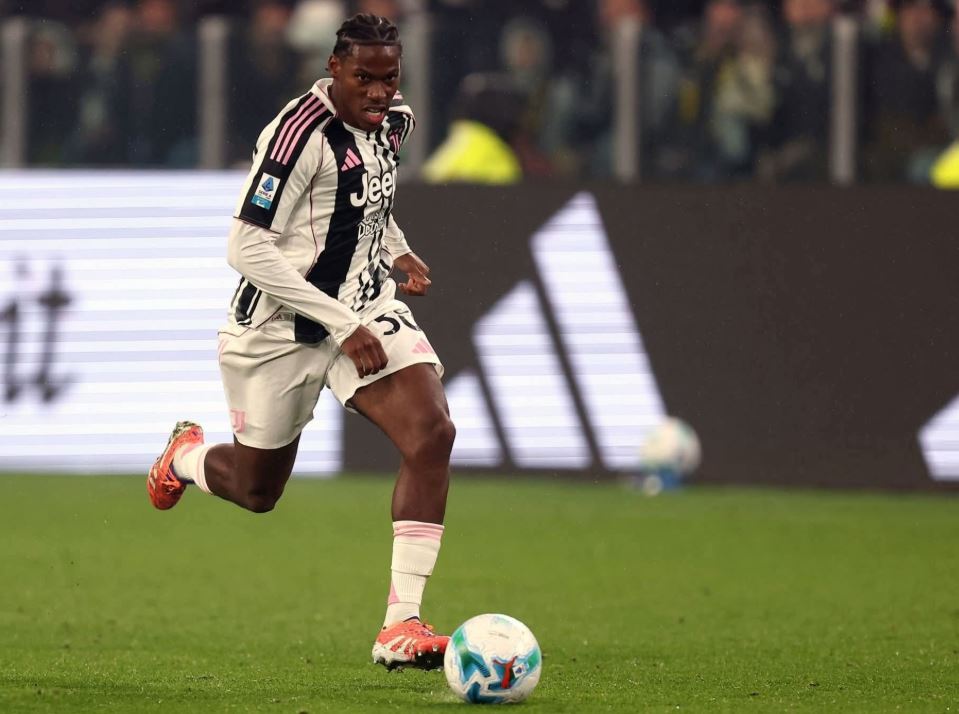 Tidak Benar, AC Milan Inginkan Penyerang Juventus