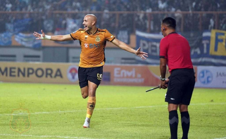 Persik Kediri Dirumorkan Segera Pulangkan Youssef Ezzejjari