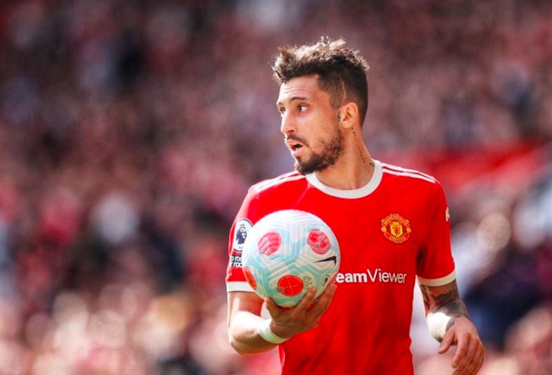 Sempat Ribut dengan Rekan Setim, Alex Telles Bakal Dijual Manchester United