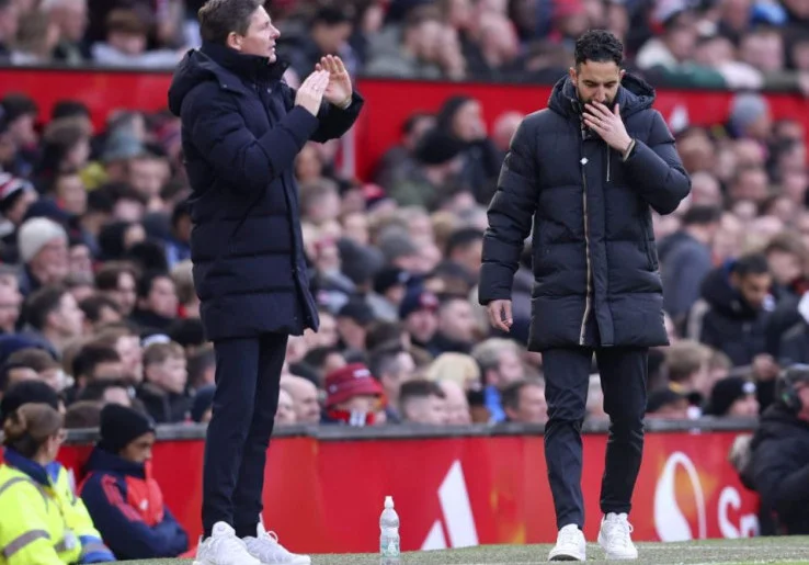 Crystal Palace vs Manchester United, Sistem Sama Beda Cara Bermain