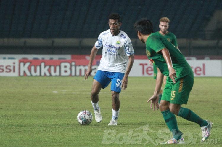 Lawan Arema FC, Persib Terancam Tanpa Ricky Kambuaya