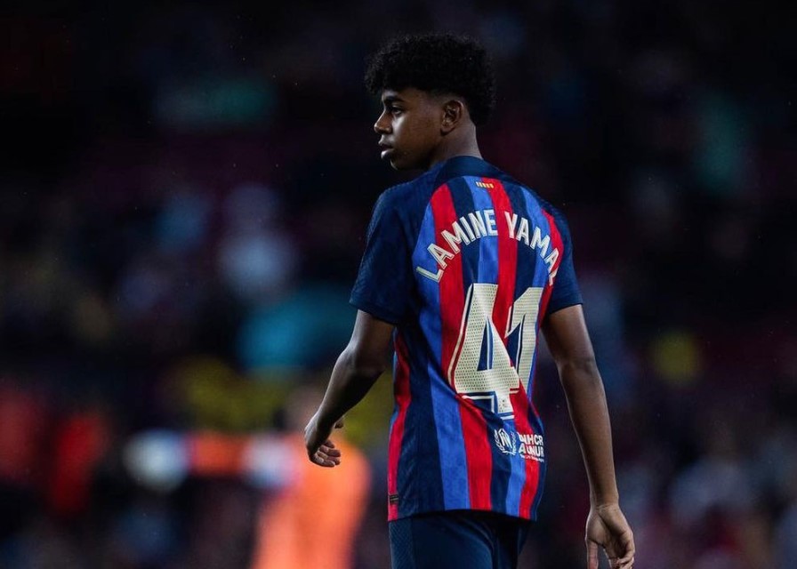Lamine Yamal, Produk Terbaik La Masia sejak Lionel Messi - BolaSkor