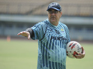 Pelatih Persib Singgung Liverpool Jelang Liga 1