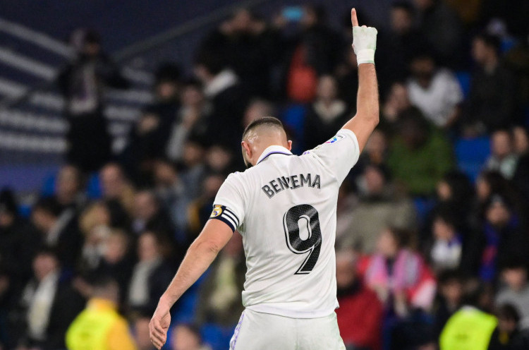 Terpincang-pincang, Karim Benzema Pastikan Siap untuk El Clasico