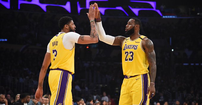 Bukan Michael Jordan, LeBron James Dinilai Lebih Mirip Magic Johnson