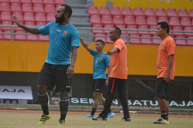 Liga 2: Cerita Nerius Alom dari PSS Sleman Gabung Sriwijaya FC