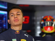 Curhatan Alex Albon setelah Tergusur dari Red Bull