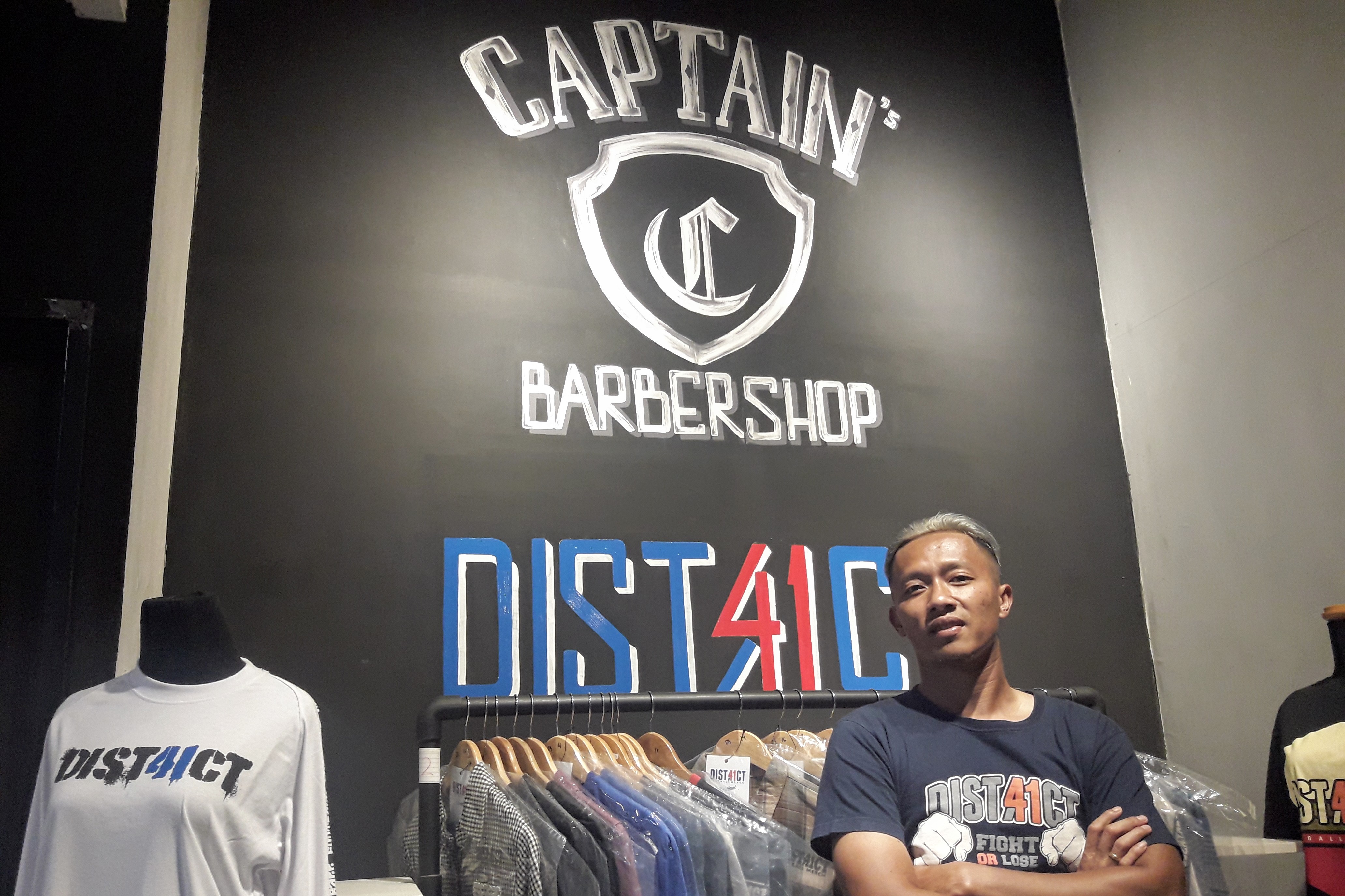 Dendi Santoso, dari Merchandise hingga Pangkas Rambut