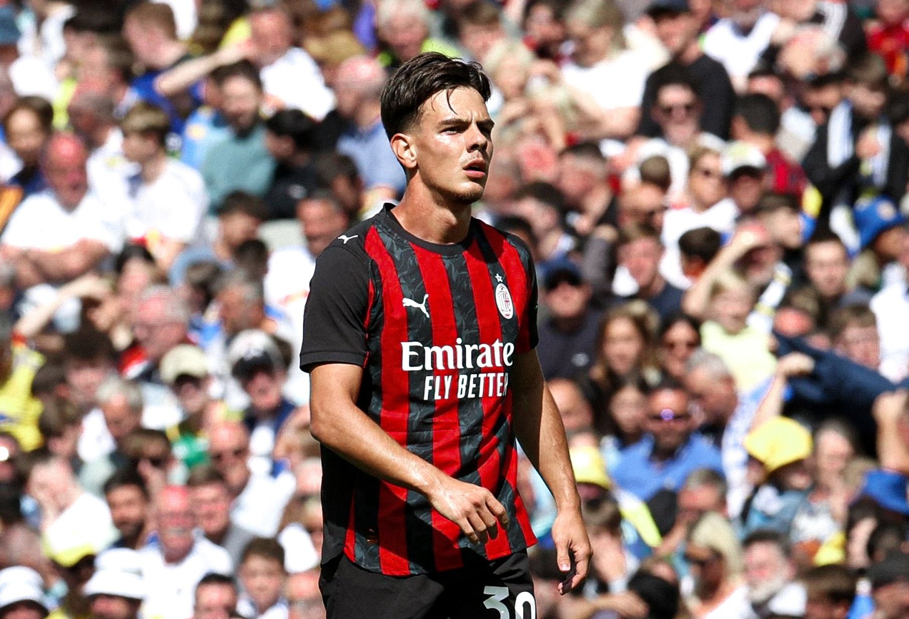 AC Milan Ditimpa Masalah pada Awal Musim, Ardon Jashari Akan Absen Lama