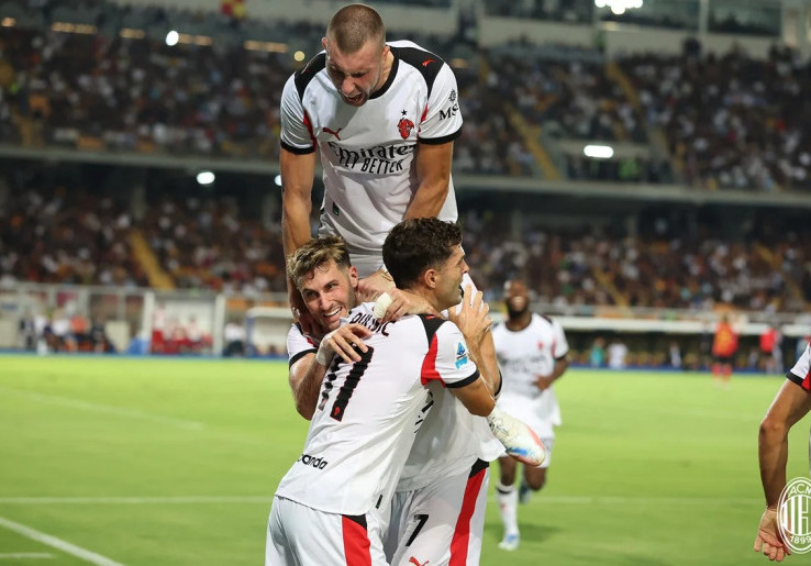 Hasil Serie A: AC Milan Tekuk Lecce, Emil Audero Kalahkan Jay Idzes