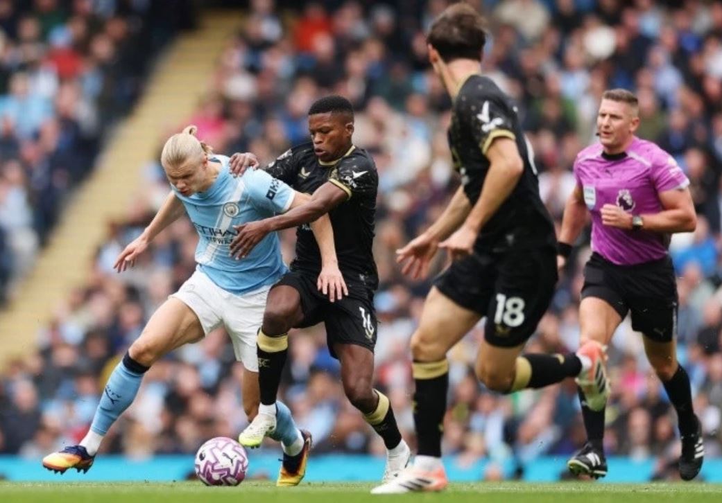 Prediksi Lengkap Burnley vs Manchester City 23 April