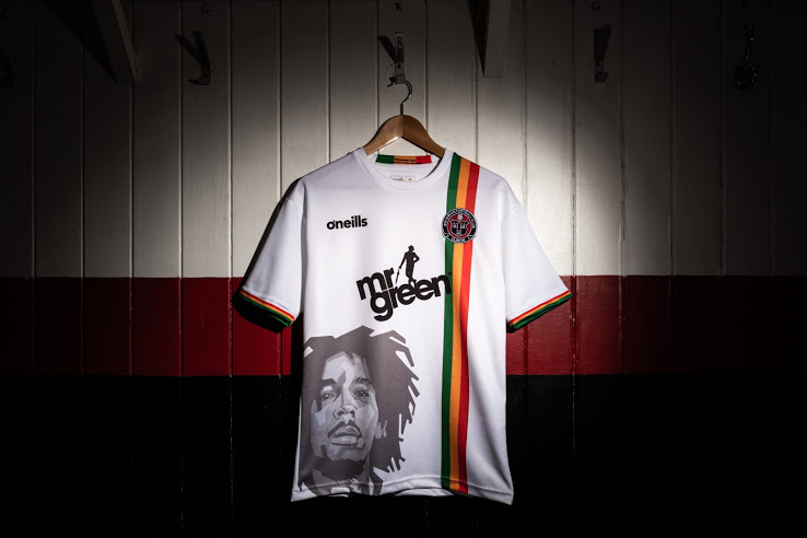 Terinspirasi Kultur Musik, Klub Irlandia Rilis Jersey Bertema Bob Marley