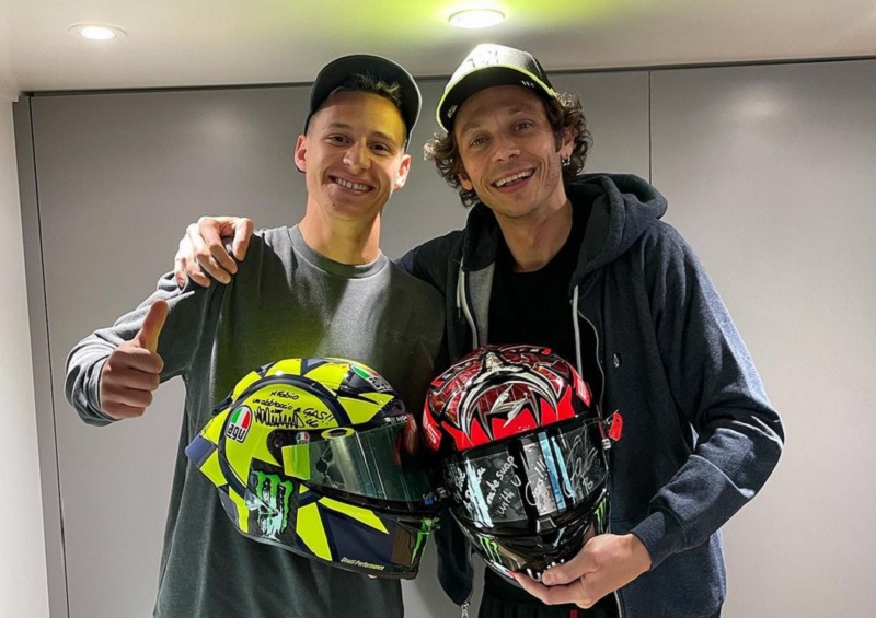 Rossi dan Quartararo Emas yang Tidak Sama