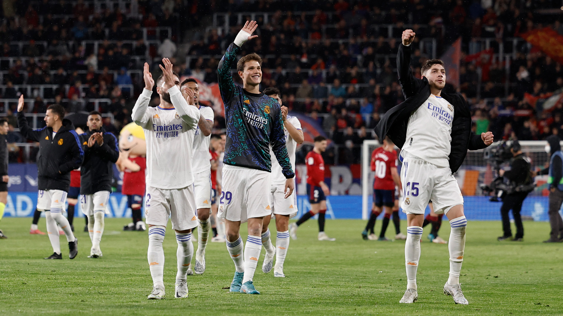 Barcelona Keok, Real Madrid Hanya Butuh Satu Poin untuk Segel Juara