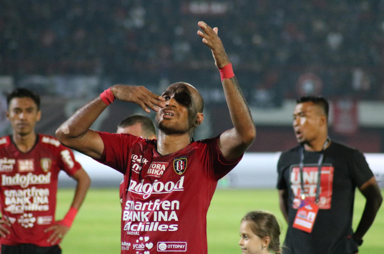 Bek Bali United Leonard Tupamahu Khawatirkan Samsul Arif
