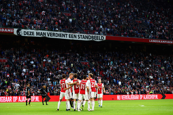 Menilik Bisnis Ajax Amsterdam di Bursa Transfer: Beli Murah, Jual Mahal