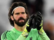 AC Milan Terpincut Alisson Becker, Liverpool Beri Respons Positif
