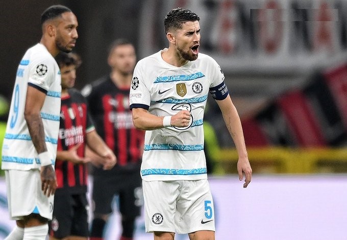 Jorginho Akui Milan Tidak Pantas Dapat Kartu Merah, tetapi Wajib Penalti