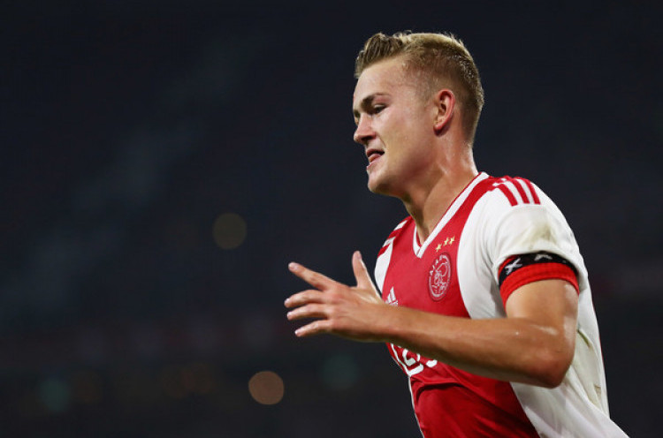 Kapten Ajax Menangi Golden Boy 2018