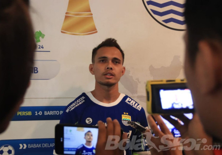 Eks Persija Kembali Gabung Persib Bandung Setelah 9 Bulan Menepi